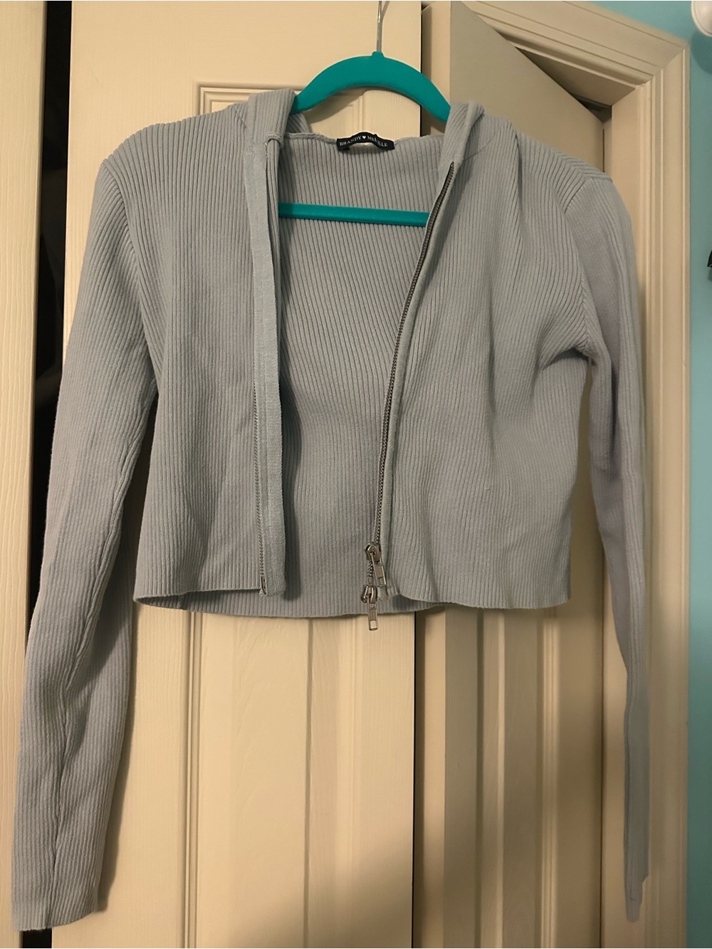 Brandy Melville Cropped Light Blue Ribbed Zip-Up Hoodie